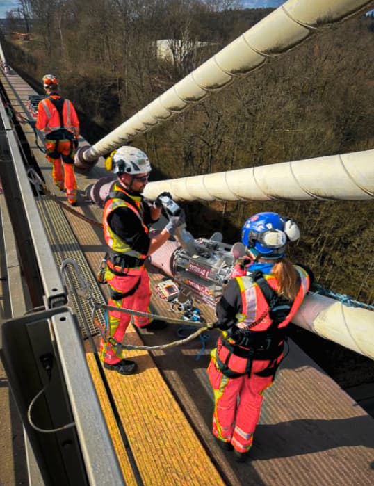 Magneto inspection bot